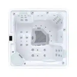 Vue plongeante du spa blanc et vide Spa 5 Places D200, équipé de plusieurs jets et pouvant accueillir 5 personnes. Il est équipé d'un panneau de commande, d'un escalier et d'un cadre carré. Épuré et moderne, il est conçu pour une détente et une hydrothérapie optimales.