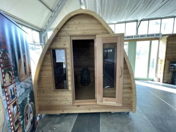 Sauna extérieur Pod en cèdre blanc modele d'occasion