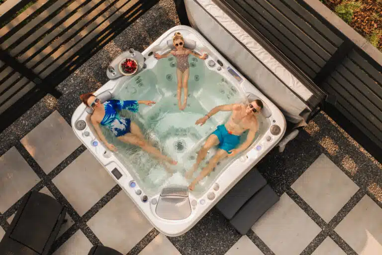 protéger un jacuzzi extérieur