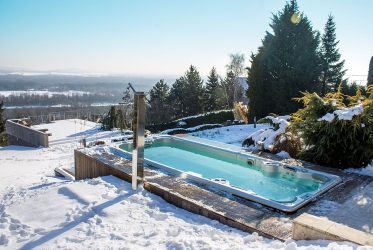spa de nage en hiver